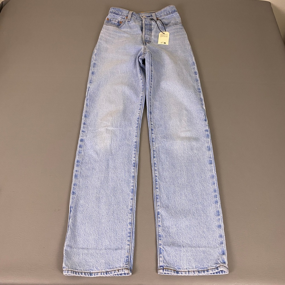 Levis Premium Jeans Women's 24x32 Straight Light Wash High Rise Blue Denim NWT